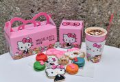 Hello Kitty café #sweets (*^ω^*)
